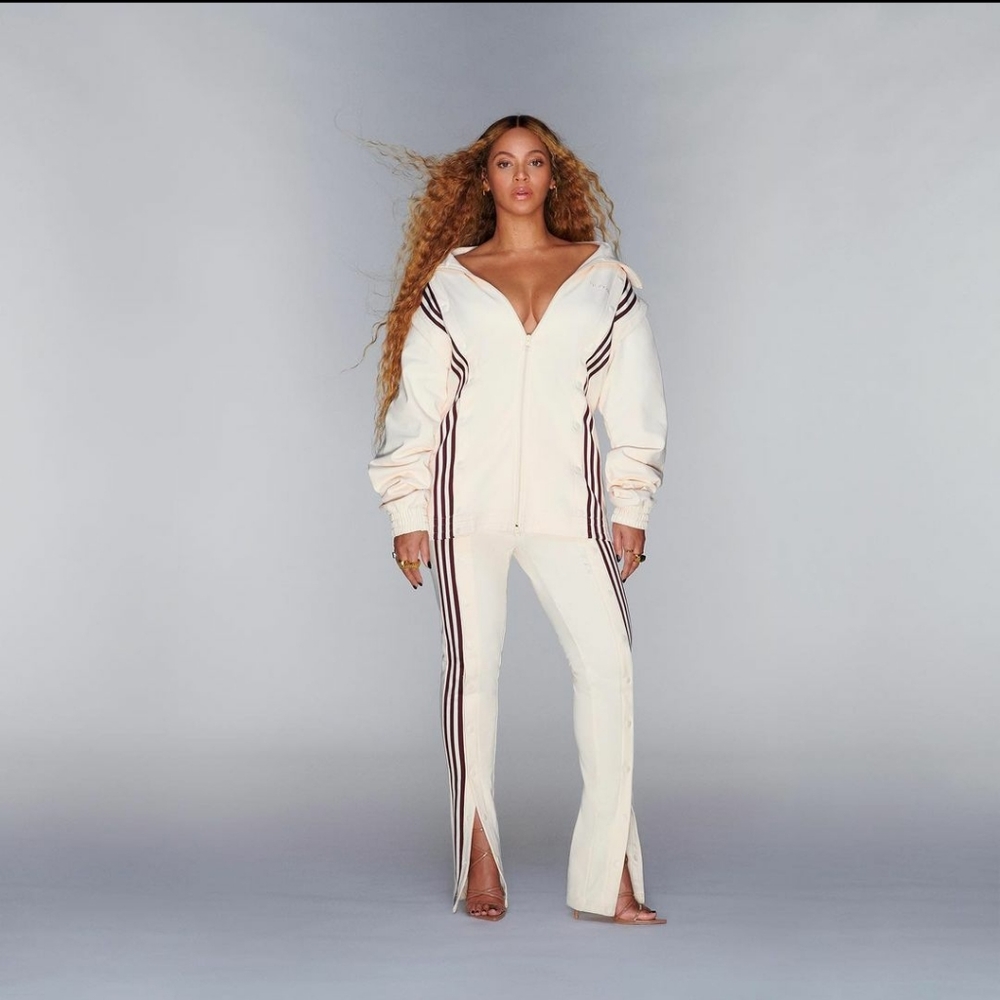 ADIDAS × IVY PARK DROP 1 CREAM PANTS